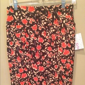 LuLaRoe Cassie skirt